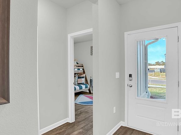 3rd image of 14343 Versailles Cir