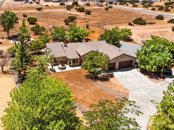 8026 Primrose Ave, Oak Hills, CA 92344