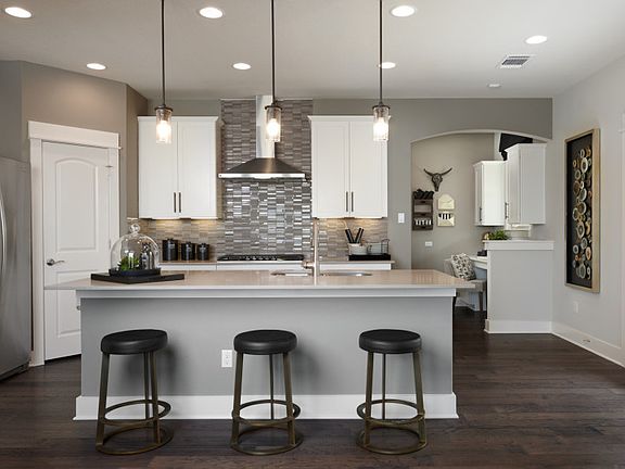 Spacious Eat-In Kitchen