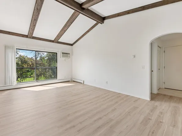 7320 York Ave S #2082, Edina, MN 55435