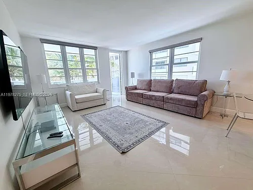 100 Lincoln Rd #521 Photo 1