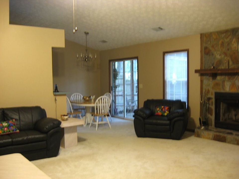 2nd image of 1704 Colemans Lndg