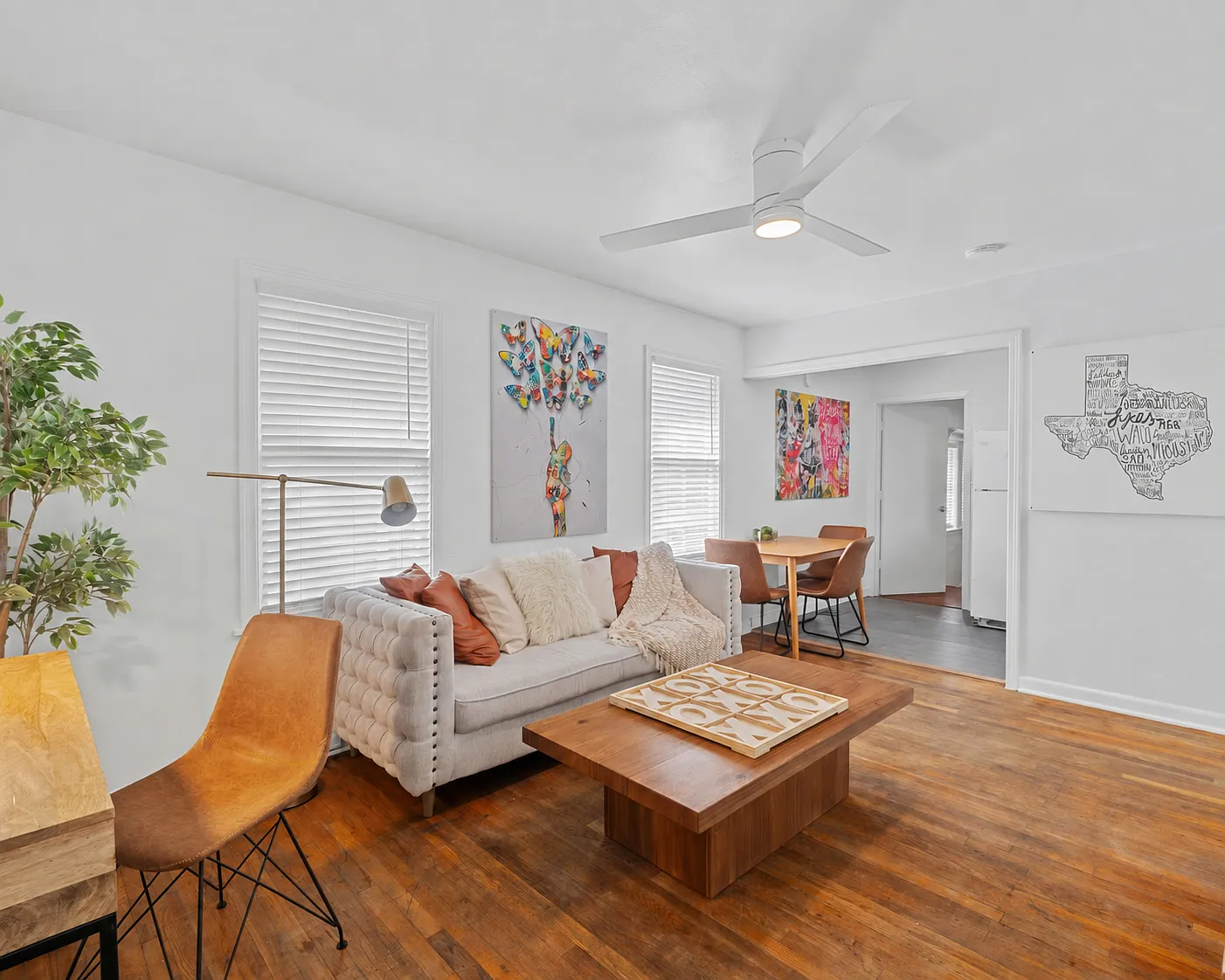 2 bed, 877 sqft, $2,350 — Photo 2