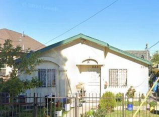 983 E 34th St, Los Angeles, CA 90011