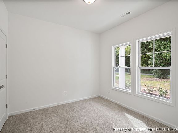 5th image of 206 Washington St