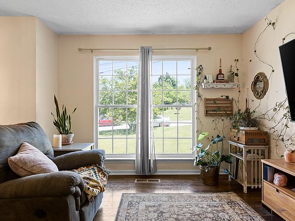 5th image of 6640 Sandwood Cir