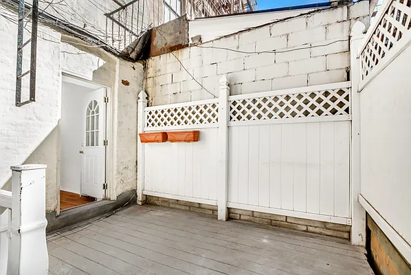 Rented by New Holland Residences | media 18