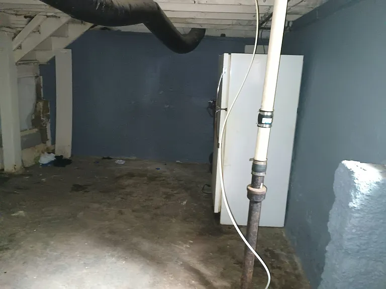 2420 N Peoria Ave — Photo 14
