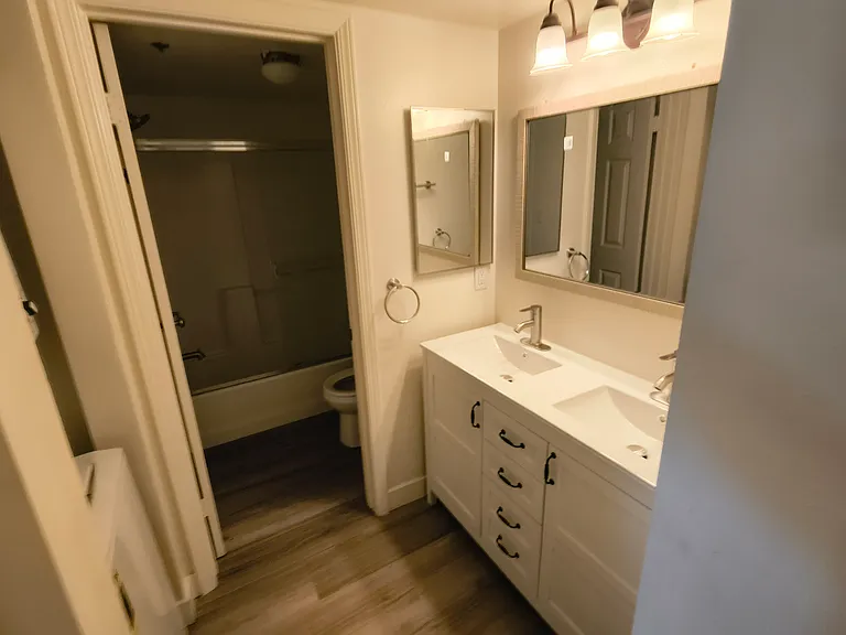 2477 S Village Green Dr — Photo 9