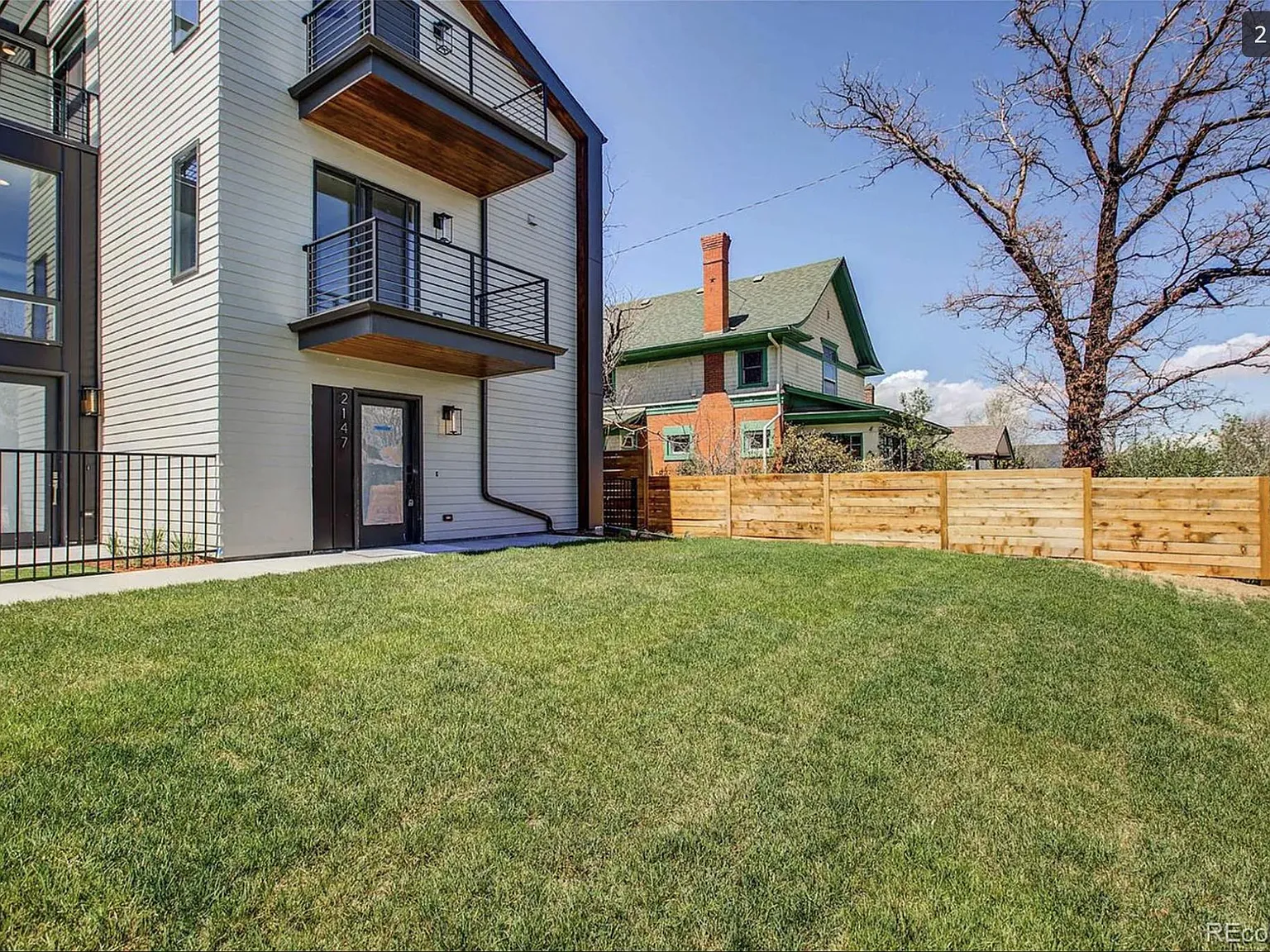 2147 S Acoma St — Photo 2