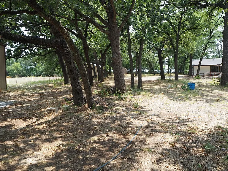 7118 FM 2931 — Photo 56