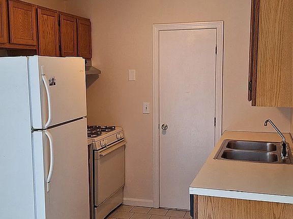 4th image of 38 Manchester St APT L