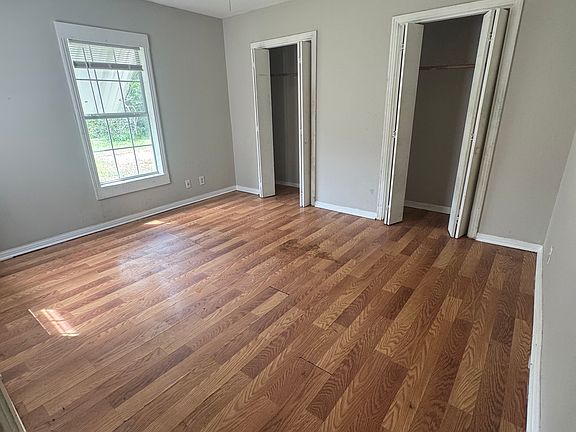 4th image of 1501 N Travis St #1