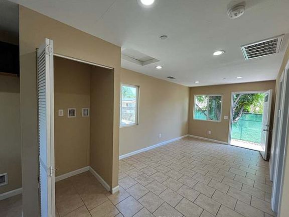 3rd image of 547 Cabrera Ave #B
