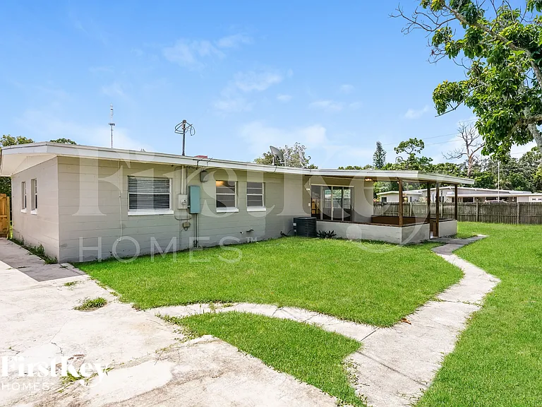 1500 Dozier Ave — Photo 17