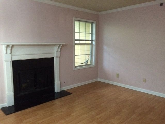 1st image of 3980 Riverlook Pkwy SE Unit 206