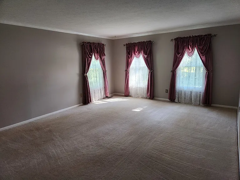 17115 Ridgefield Ct — Photo 14