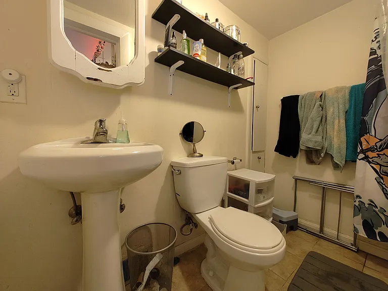 9 Medford St #1L — Photo 11