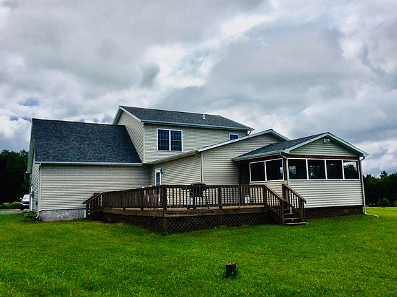 3rd image of 52 Joanne Ln