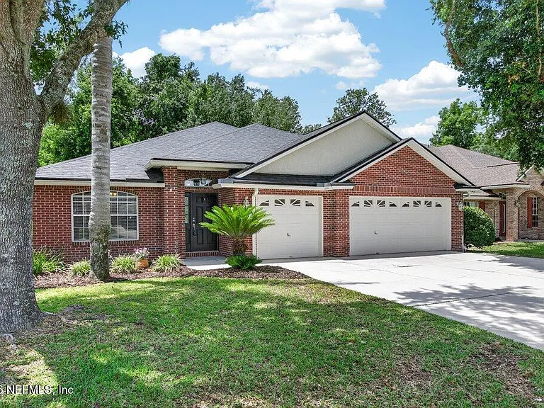 1634 Majestic View Ln — Photo 2