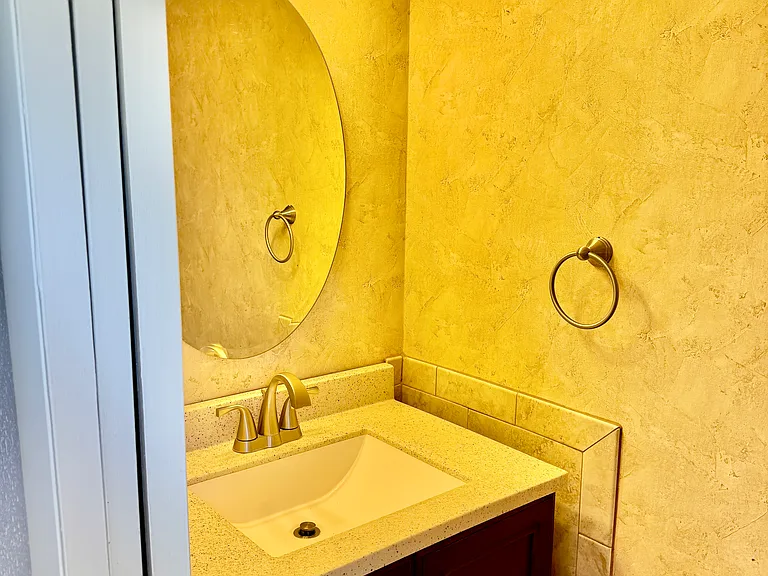 41 Apollo Ln — Photo 6