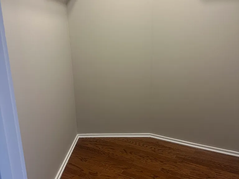 440 Walnut St #402 — Photo 23