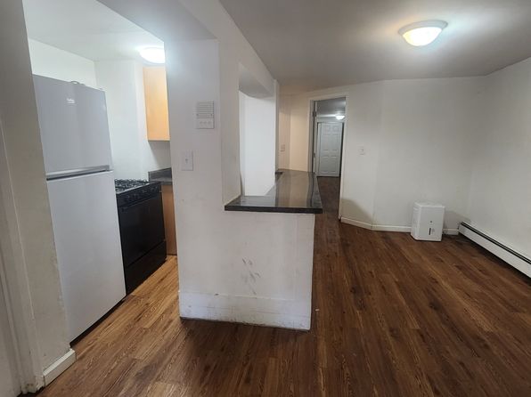 296 Woodworth Ave #B