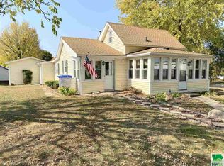 216 Lake St, Sioux Rapids, IA 50585