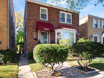 5228 N Virginia Ave, Chicago, IL, 60625