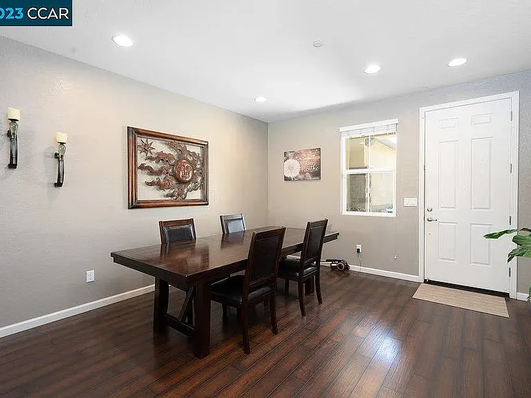 801 McCauley Way — Photo 2