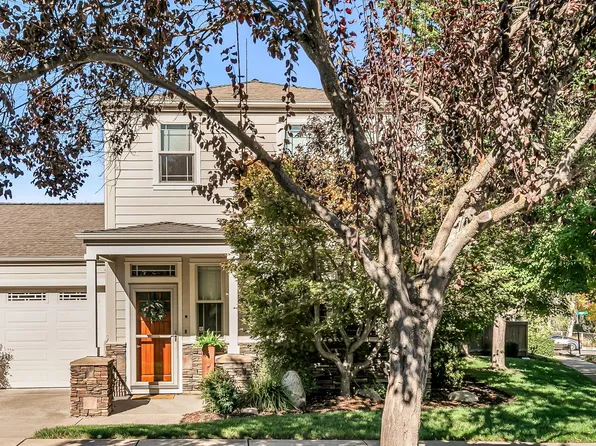 2275 Dollarhide Way, Ashland, OR 97520