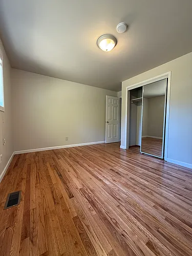 10737 124th Ave NE Photo 1