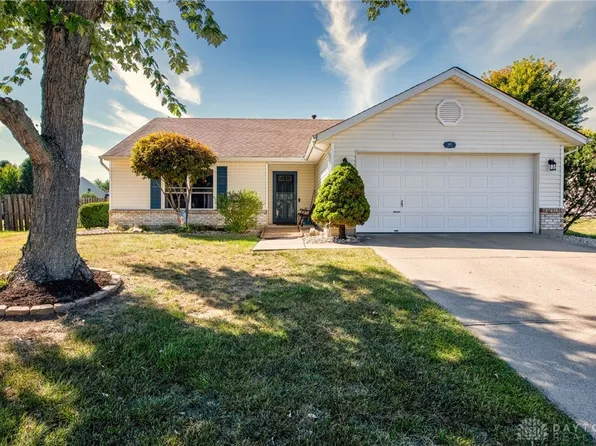 25 Robin Way, Amelia, OH 45102