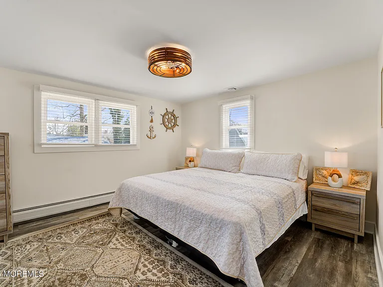 307 Asbury Ave — Photo 16