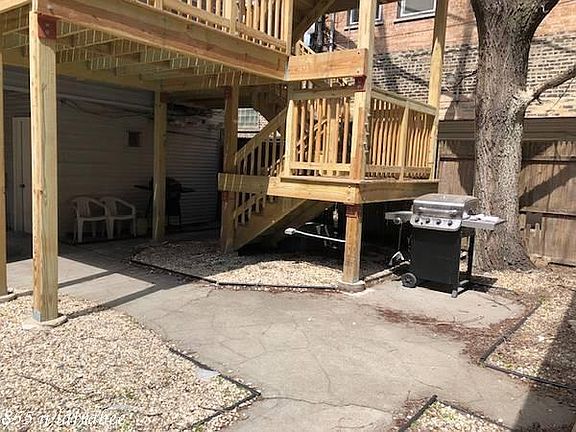 2nd image of 855 N Larrabee St #1417