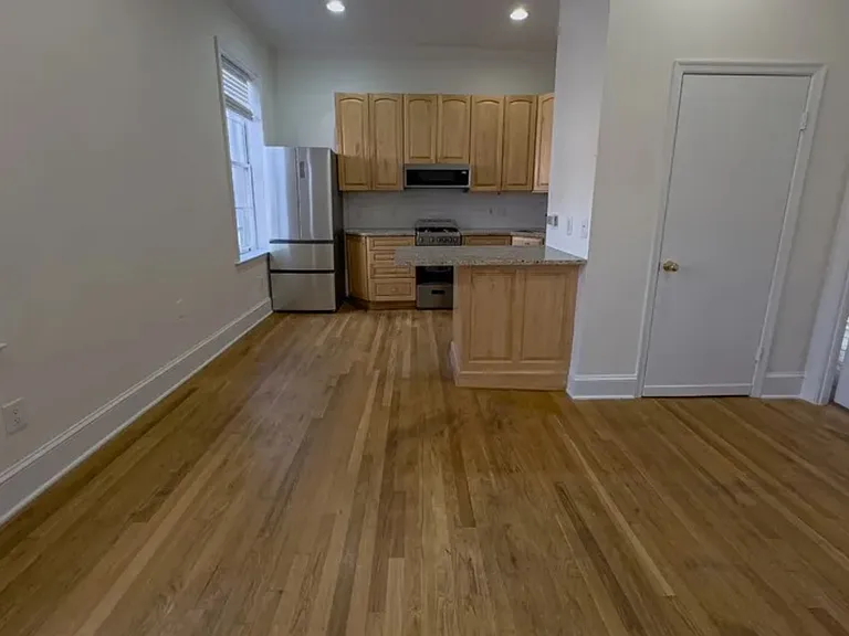 2036 Mount Vernon St #2FF — Photo 3