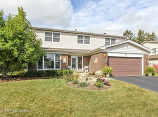 567 Cortland Dr, Lake Zurich, IL 60047