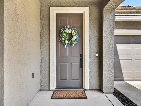 3rd image of 2742 Kalamer Way