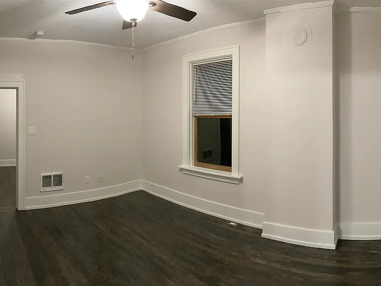 320 Bush St #2 — Photo 4