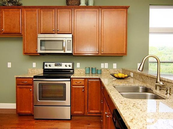 4th image of 7001 Aspen Point Ct #A