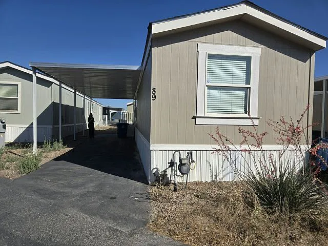 3825 N Nellis Blvd #89