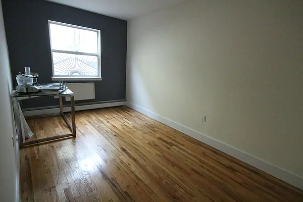 Rented by Rental Solutions Inc | media 23