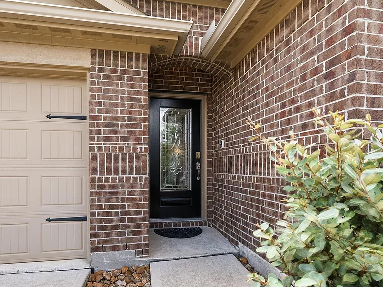 23611 Eldarica Pine Ct — Photo 2