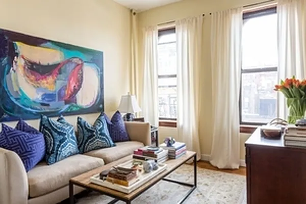 Rented by Oxford Property Group | media 13