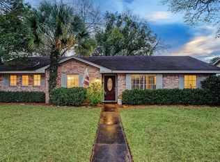 1135 Marcella St, Houston, TX 77091
