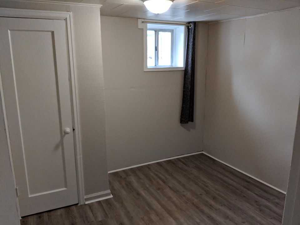 Unit 4 bedroom