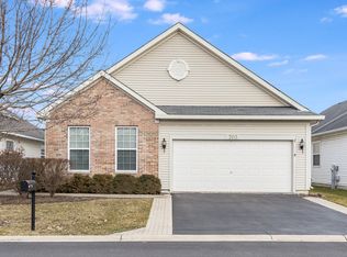 703 S Mecosta Ln, Romeoville, IL 60446