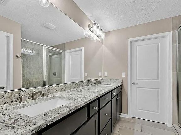 4th image of 11108 Minnetta Ct #11108