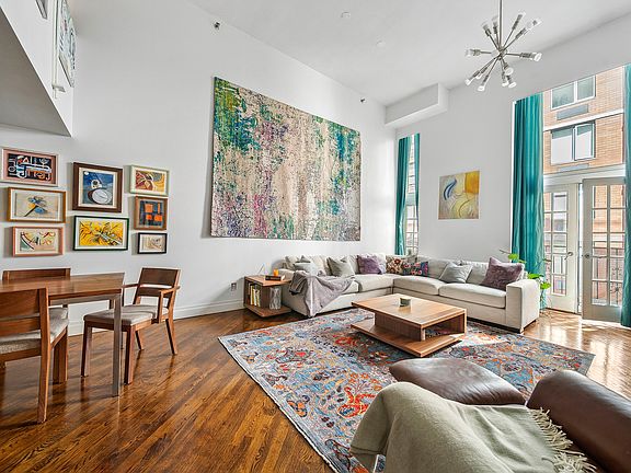 3rd image of 121 W 20th St APT 3C