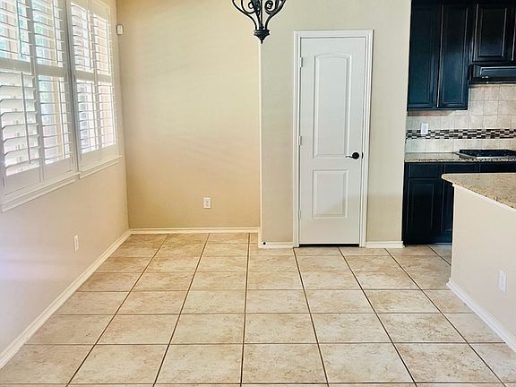 4th image of 18106 Camino Del Mar